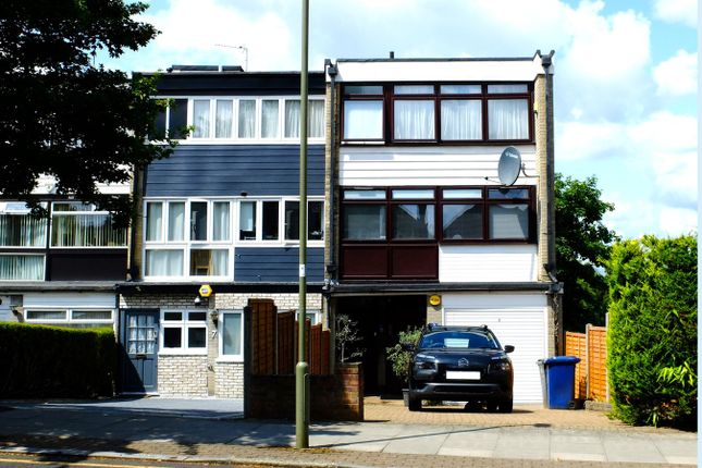 3 bed town house