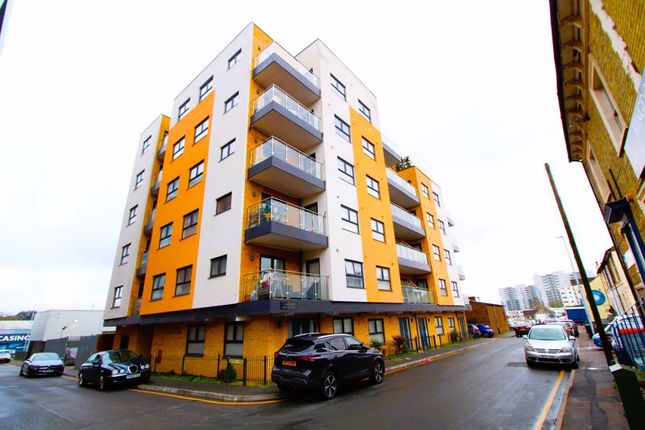 2 bed flat