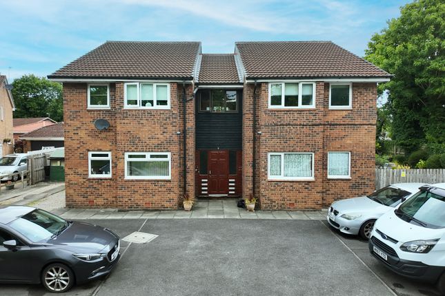 Studio flat for sale