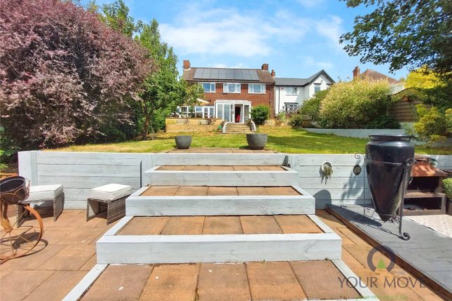 Himley Avenue, West Midlands DY1 3 bed detached house for sale