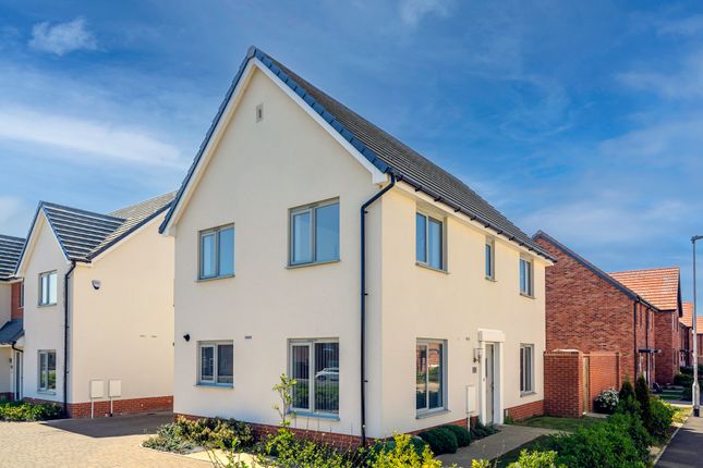 Allens Drive, Felixstowe IP11 3 bed detached house for sale