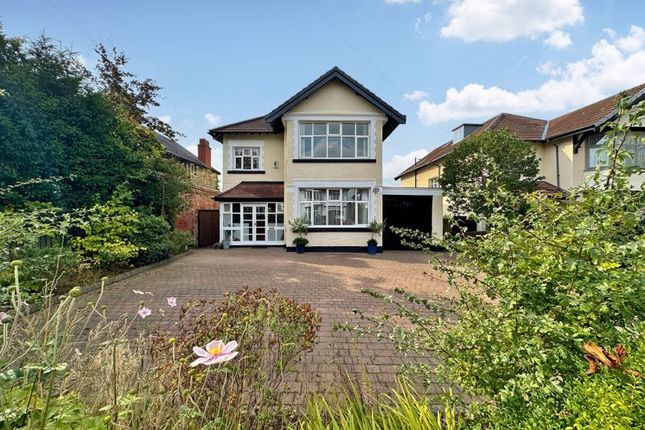 6 bedroom detached house for sale