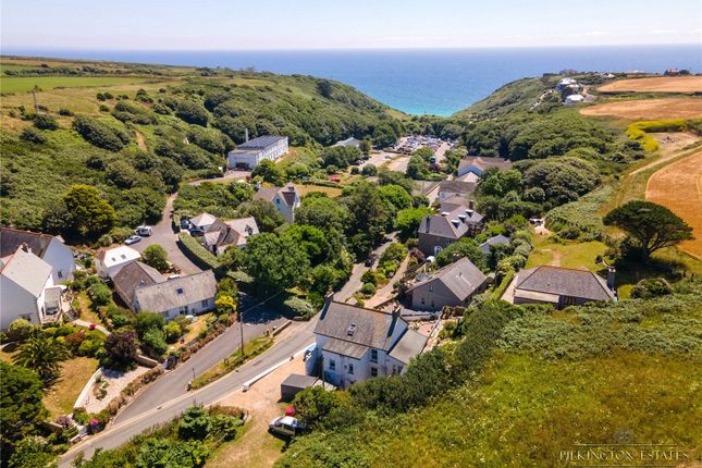 Porthcurno, Penzance TR19 9 bed detached house for sale