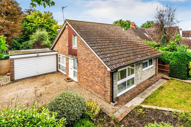 ERMYN WAY, LEATHERHEAD, KT22 3 bed detached house for sale