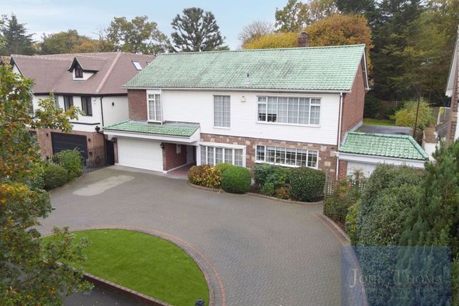 Bracken Drive, Chigwell IG7 5 bed detached house for sale