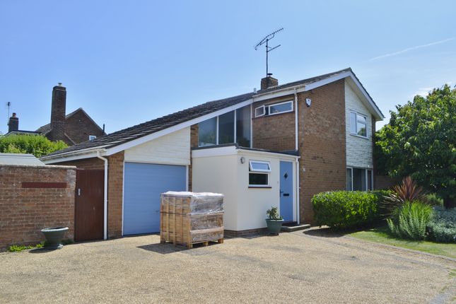 3 bed detached house
