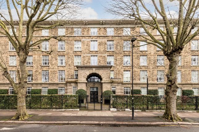 Bromyard Avenue, London W3 1 bed flat for sale