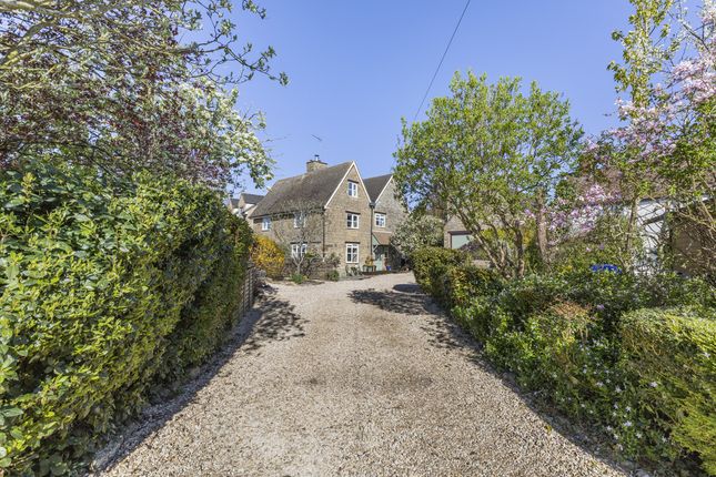 South Close Greatworth... 5 bed detached house for sale