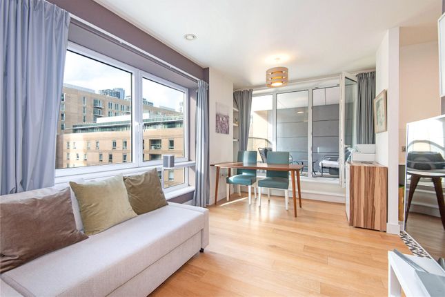 122 East Ferry Road, London E14 1 bed apartment for sale