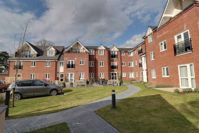 Cedar Avenue, Alsager, Cheshire 2 bed apartment for sale