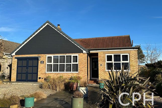 Ridge Green, Scalby, Scarborough 3 bed detached bungalow for sale