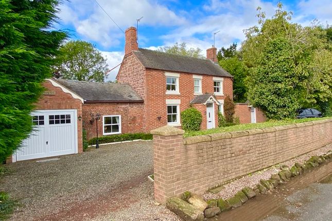 4 bed detached house