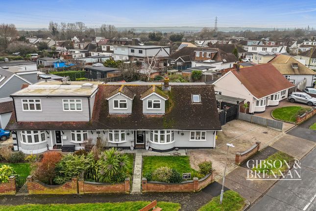 5 bedroom semi-detached house for sale