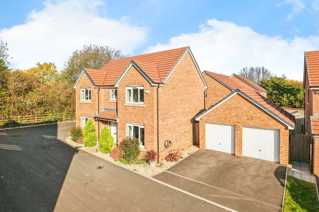 4 bed detached house