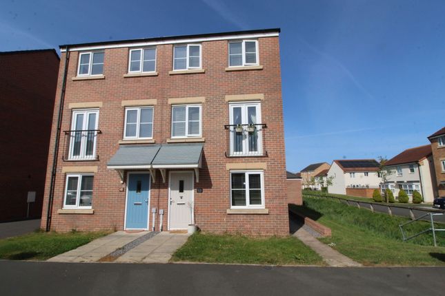 Font Drive, Blyth, NE24 3 bed townhouse for sale
