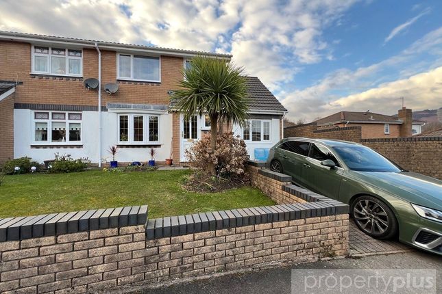 Dinam Park, Pentre, Rhondda Cynon... 4 bed semi
