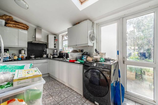 5 bed semi-detached house