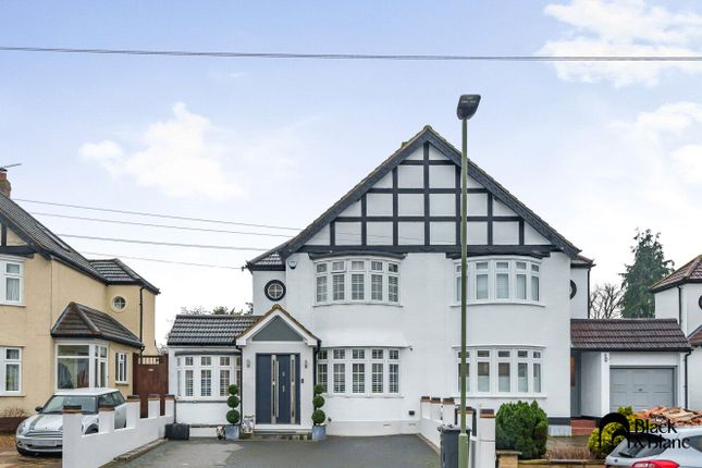 Queensway, West Wickham, Bromley, BR4 4 bed semi