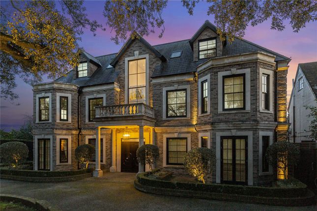 Camlet Way, Hadley Wood, EN4 3 bed apartment for sale
