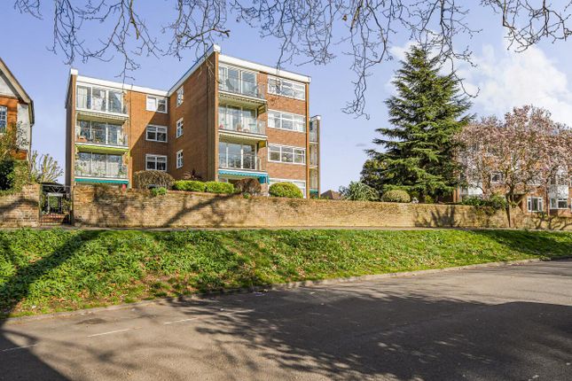 Albany Park Road, Kingston upon Thames 2 bed flat for sale