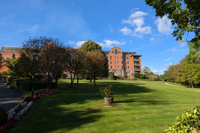 2 bed flat