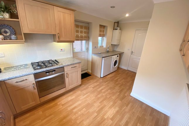 4 bedroom link detached house for sale