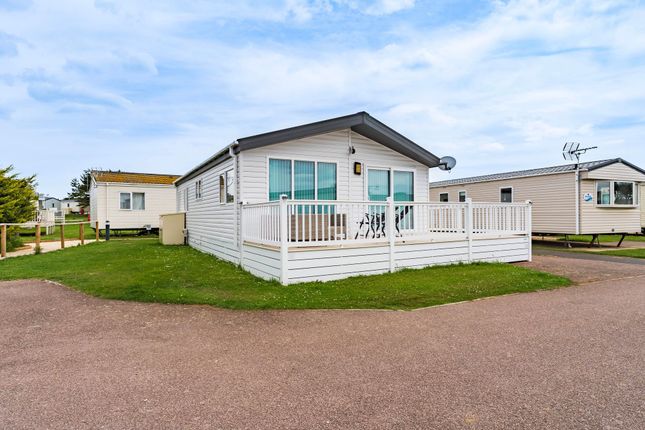 Beach Road, Kessingland 2 bed park home for sale