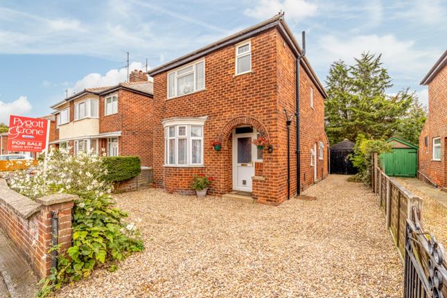 3 bed detached house