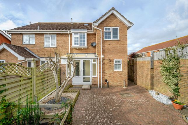 4 bedroom semi-detached house for sale