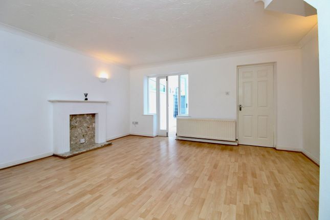 3 bed terraced house