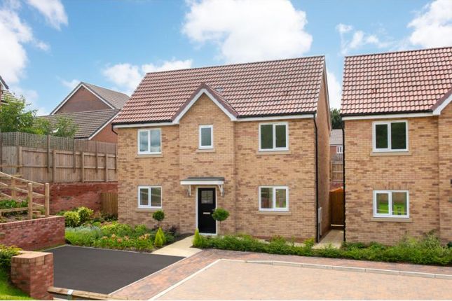 3 bed detached house