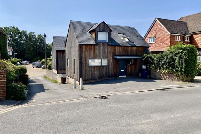 St. Christophers Road, Haslemere, GU27 3 bed link detached house for sale