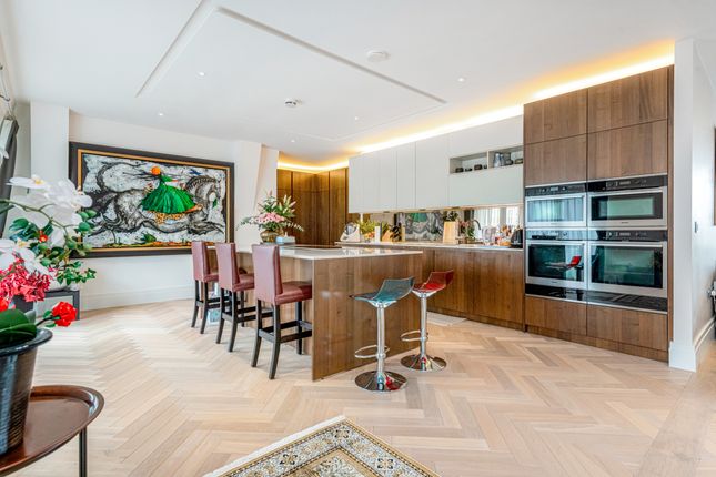 3 bed flat