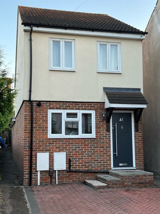 3 bed detached house