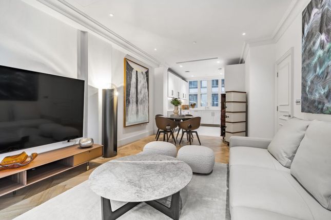 3 bedroom flat for sale
