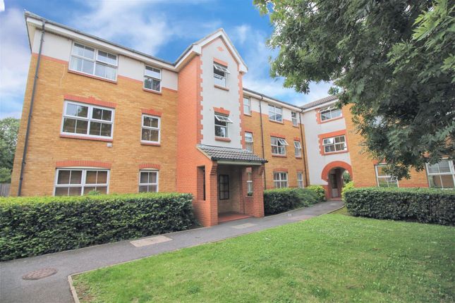 Nuffield Court, Heston TW5 2 bed apartment for sale
