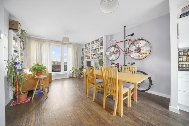 Glengall Road, London NW6 1 bed flat for sale