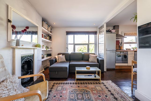 2 bed flat