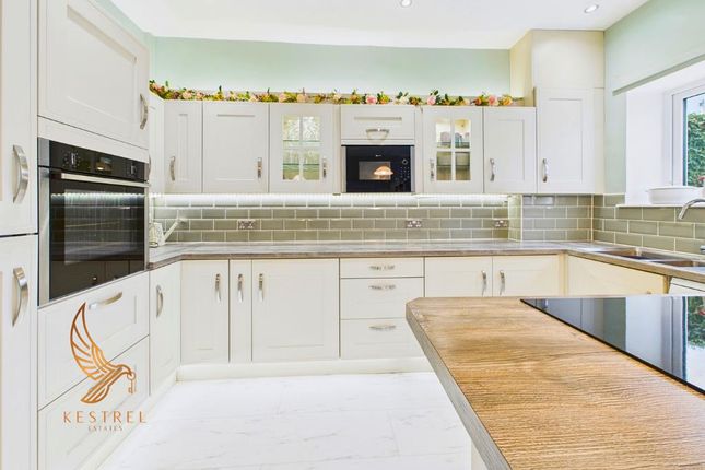 White Apron Street, Pontefract WF9 3 bed house for sale