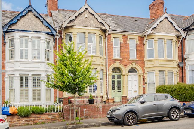 4 bedroom terraced house for sale
