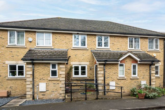 Arborfield Close, Streatham, London, SW2 3 bed terraced house for sale