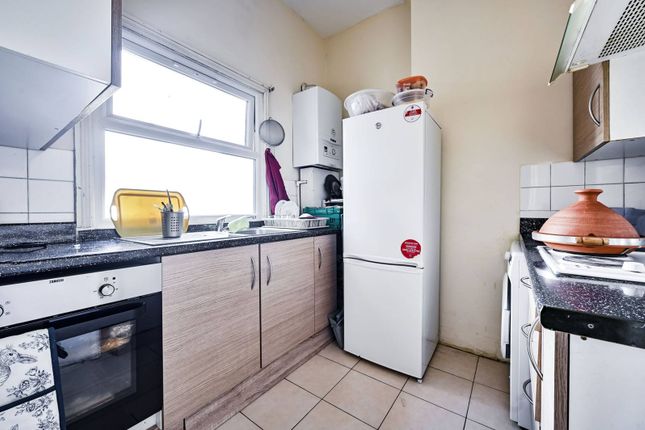 Malvern Road, Maida Hill, London, NW6 2 bed flat for sale