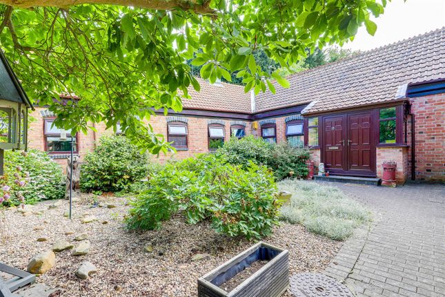 4 bedroom semi-detached bungalow for sale