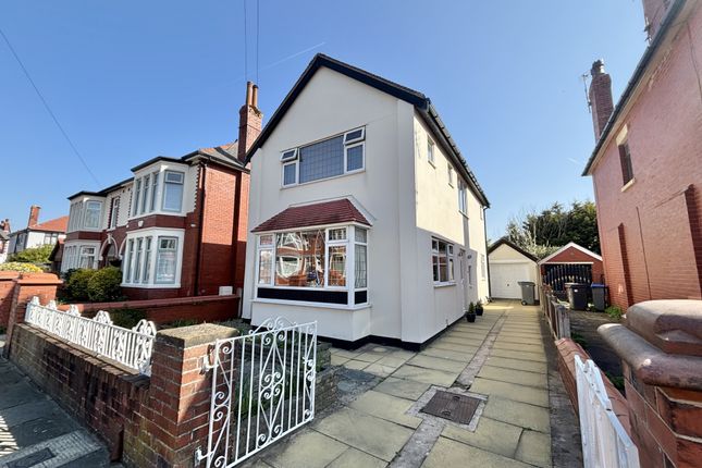Third Avenue, South Shore FY4 3 bed detached house for sale