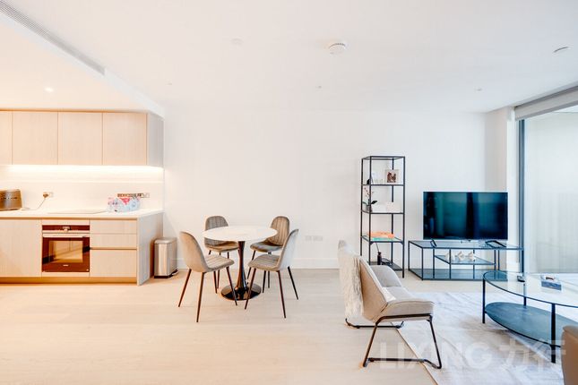 Prince of Wales Drive, Battersea, SW11 1 bed apartment for sale