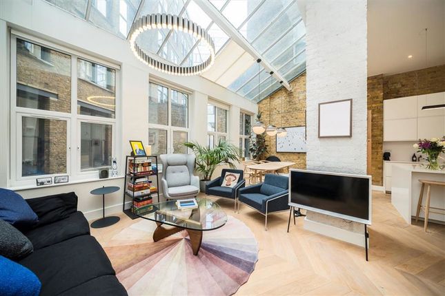 Tabernacle Street, London EC2A 2 bed flat for sale