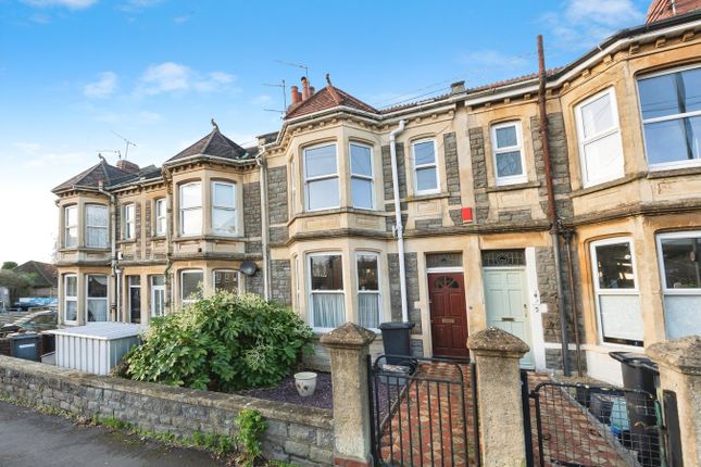 Oakmeade Park, Bristol BS4 4 bed terraced house for sale