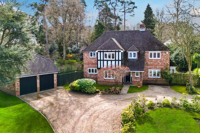 Chaucer Grove, Camberley, Surrey, GU15 5 bed detached house for sale