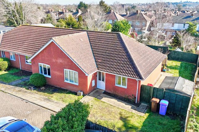 2 bedroom terraced bungalow for sale