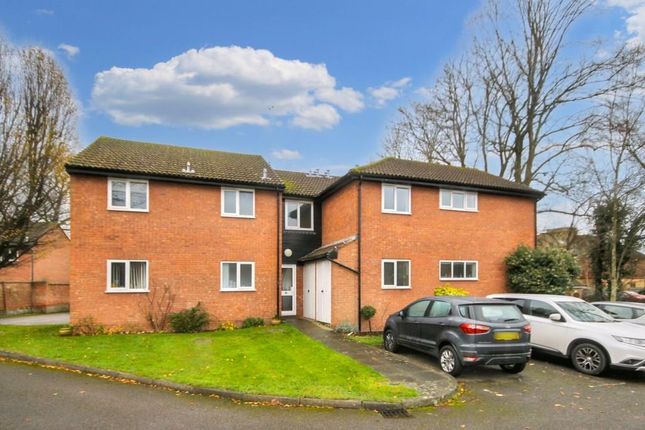 CHURCH ROAD, BOOKHAM, KT23 1 bed apartment for sale
